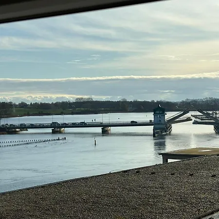 Pier 11 Im Pierspeicher